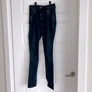 Abercrombie & Fitch - blue skinny jeans